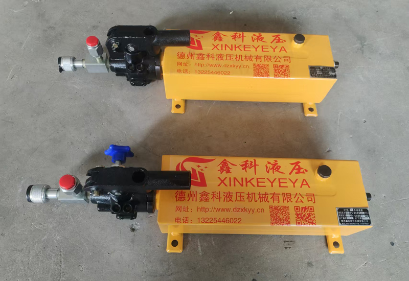 超高壓手動(dòng)油泵